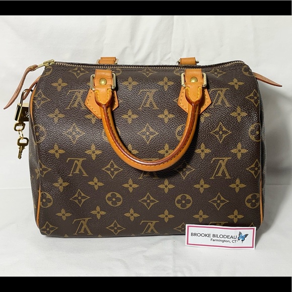 SOLD- Authentic Louis Vuitton Speedy 25 Monogram - Picture 8 of 16